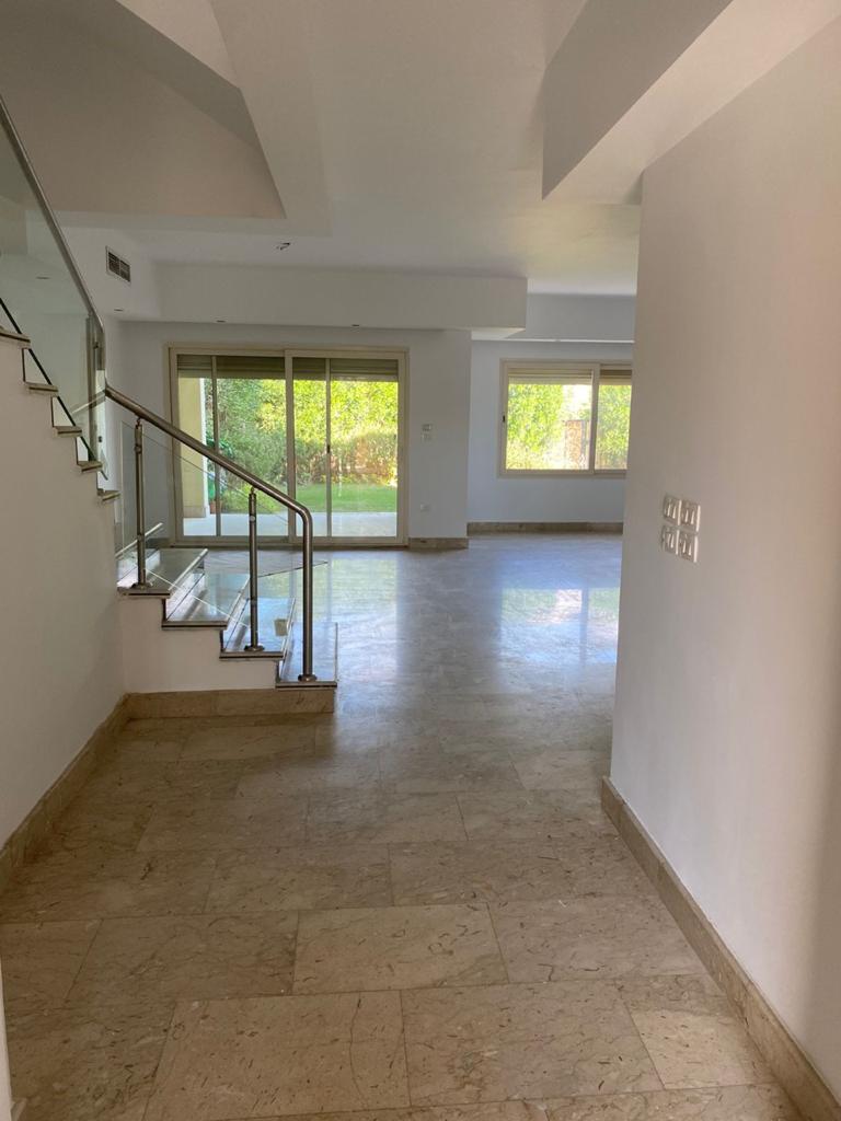 Luxurious Twin house for rent in Mivida compound